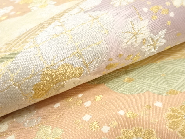  巻物に松竹梅・菊・楓模様織り出し　袋帯